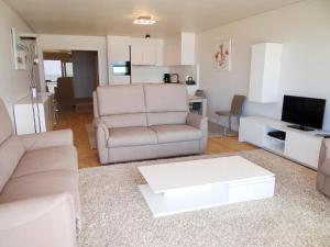 Apartment in Nieuwpoort with sea view