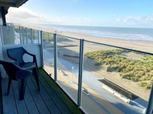 Apartment in Nieuwpoort by the Beach