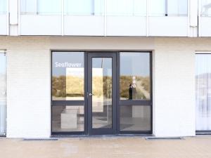 Apartment in Nieuwpoort by the Beach
