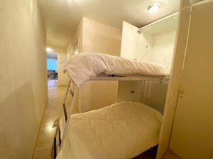 Nieuwpoort Apartment near Sandy Beaches