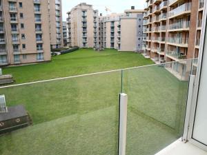 Nieuwpoort Apartment near Sandy Beaches