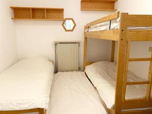 Apartment in Nieuwpoort by the Beach