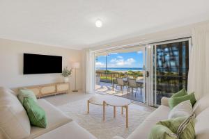 Bilinga Beach Living