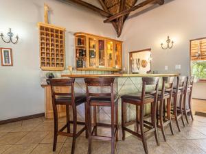 Zebula Bush Lodge 77