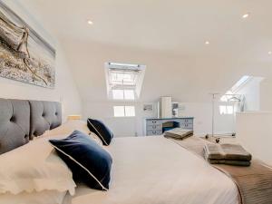 1 bed property in Whitstable Kent 88537