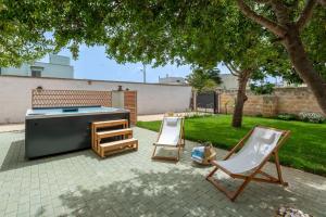 Villa Giulia with hot tub - Artemisia Homes