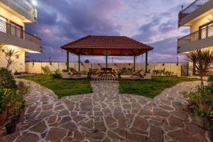 Tropicana Twins5BHK Villa With CourtyardJacuzzi