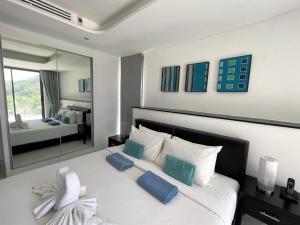 Private apartment at Twin Sands by Lofty
