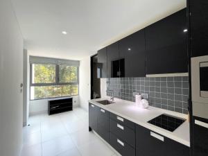 Private apartment at Twin Sands by Lofty