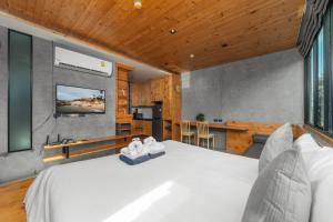 Modern studio at Relife 2 min to Nai Harn beach