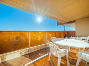 Studio pour 6 personnes avec Wi-Fi et vue mer à Roquebrune-Cap-Martin - FR-1-827-19