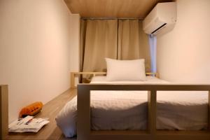 Cozey Retreat Waffle Womens Hostel Women Only