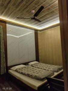 Gokul Guest House By Mero Pahad Stays & camp