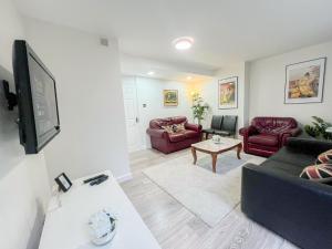 Cosy 3 Bedroom 3 Bathroom Flat with Private Garden- Maida Vale, near Paddington