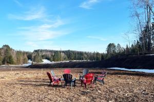 Entire Home in Lake of Bays -Huntsville Muskoka Algonquin