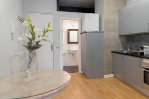 Cozy Modern with balconies - Sol - Gran Vía