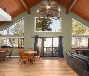 Granite View Lodge - Minutes from Water