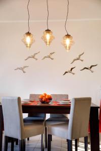 Cafe Noir - Sea View Exclusive Maisonette