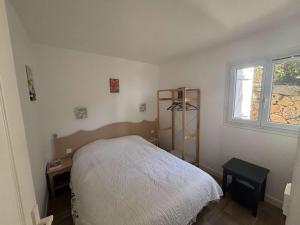 Les Issambres T2 rénové avec piscine et parking - FR-1-226-561