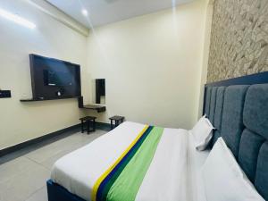 Urban Taj Street Homestay - Super Hygienic Stay - Free 5g Internet - Fully Air conditioner