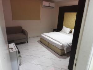 شقق الغروب للشقق المخدومه