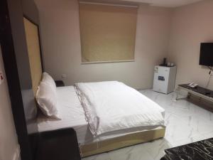 شقق الغروب للشقق المخدومه