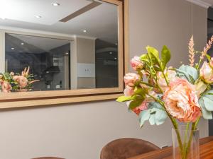 Sandton Splendour by Euphoric Leisure