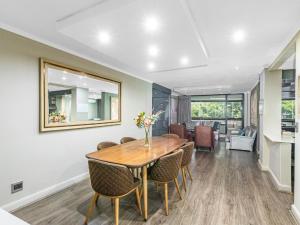 Sandton Splendour by Euphoric Leisure