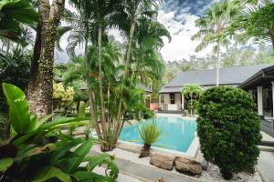 Villa Banyak | Luxury 4Br villa with nice terrace and personal playground