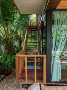 Thammachard29 Resort Baangrood