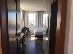 North Star Apartments Rif