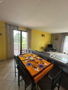 Maisons de vacances Villa pour 8 avec clim et parking proche de la mer : photos des chambres