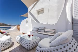 Yades Suites - Apartments & Spa Paros Greece