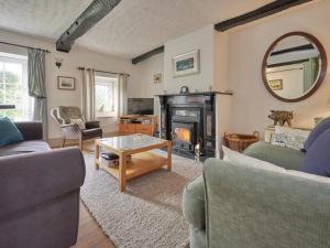 2 Bed in Little Clifton SZ323