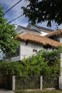 Private 4 bedrooom Nongnia Beach Villas
