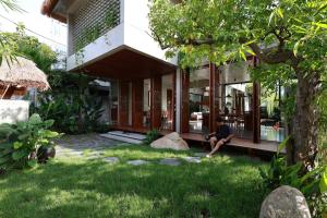Private 4 bedrooom Nongnia Beach Villas