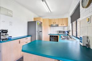 WINDARRA-Alex Headland Family Holiday