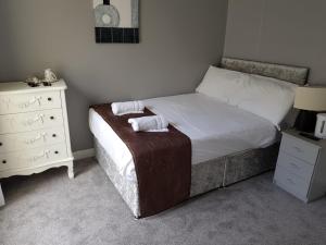 Deluxe Single Room room in OYO Minerva Guesthouse