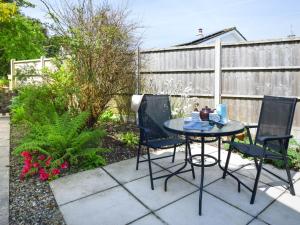 3 Bed in St Day 37014