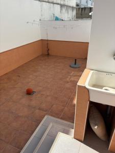 Casa en pozo de camino