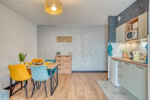 Appartements COSY CAUSSADE Parking gratuit Jardinet Refait a neuf : photos des chambres