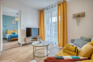 Appartements COSY CAUSSADE Parking gratuit Jardinet Refait a neuf : photos des chambres