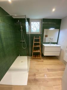 Le 102 - Cozy, quiet one-story house in Mées