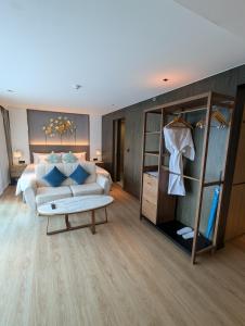 Spacious Studio Mercury S4304 By IBG Property