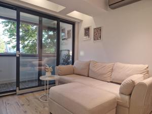 Apartment Marbél - Designer Retreat with FREE parking