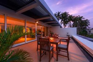 SUITE BENI | Direct Ocean View Luxury Apartment in 5 star facility | Beachfront Property