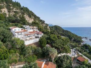 Bella Vista Apartments