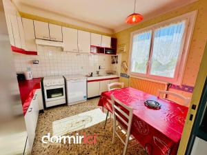 Appartements SOLEIL LEVANT - Terrasse, clim, jardin & BBQ : photos des chambres