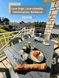 Appartements SOLEIL LEVANT - Terrasse, clim, jardin & BBQ : photos des chambres
