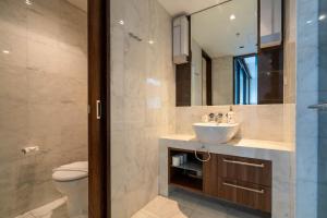 Grand St Kilda 2-story Sub-Penthouse